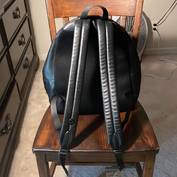 Coach backpack - Picture 3 of 3